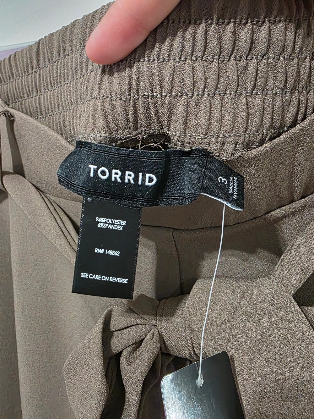 Torrid Pull-On High-Rise Crepe Pant NWT - Picture 5 of 6